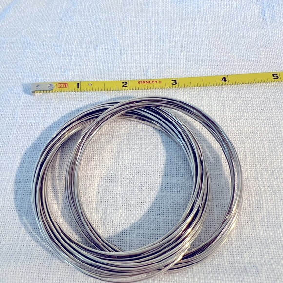 Bangle bracelet - Picture 6 of 7